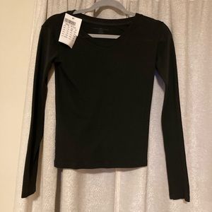 Brandy Melville long sleeve shirt